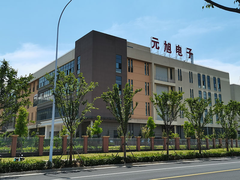 南京薩特科技旗下全資子公司安徽元旭采購(gòu)我司一臺(tái)八溫區(qū)回流焊用于貼片保險(xiǎn)絲，貼片電阻測(cè)試SMT焊接缺陷